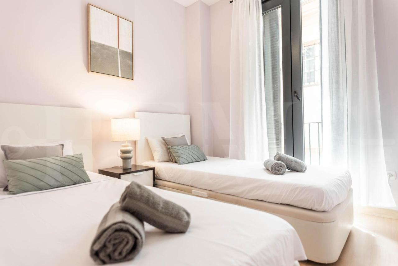 Inviting Apartment In The Heart Of Malaga By Rems Kültér fotó